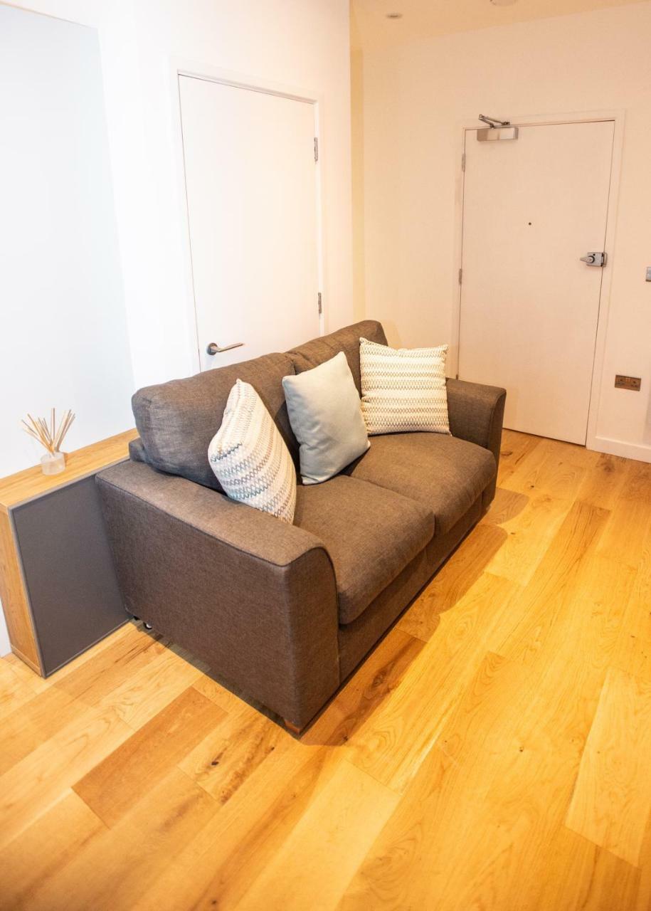 Stylish And Clean 1 Bed Apartment Maidenhead Town Center Eksteriør billede